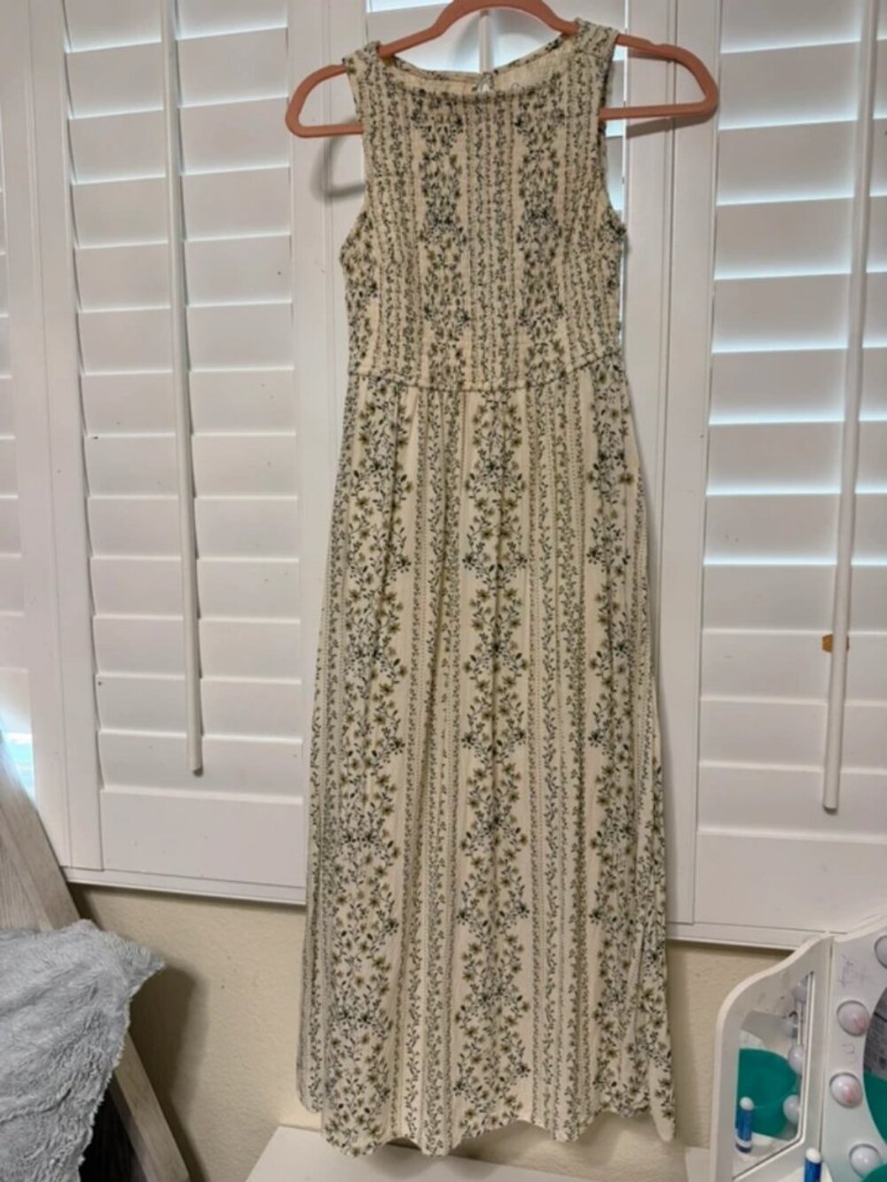 Women’s long dress